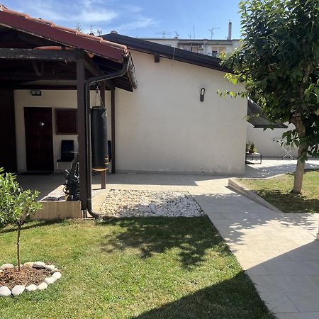 Small House Nea In City Center-With Free Parking Pula Extérieur photo