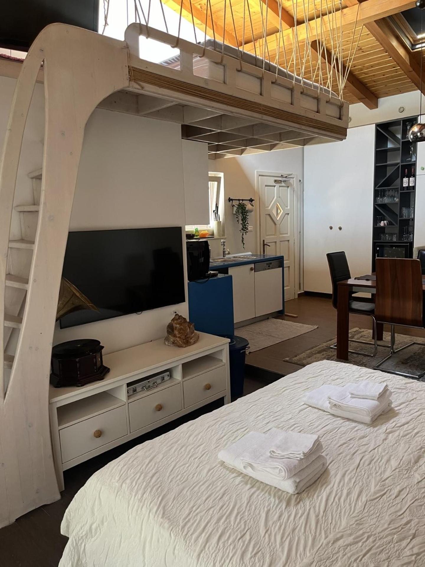 Small House Nea In City Center-With Free Parking Pula Extérieur photo